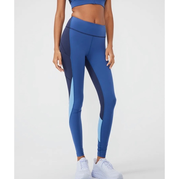 Outdoor Voices - Zoom 7/8 Legging - Picture 4 of 5